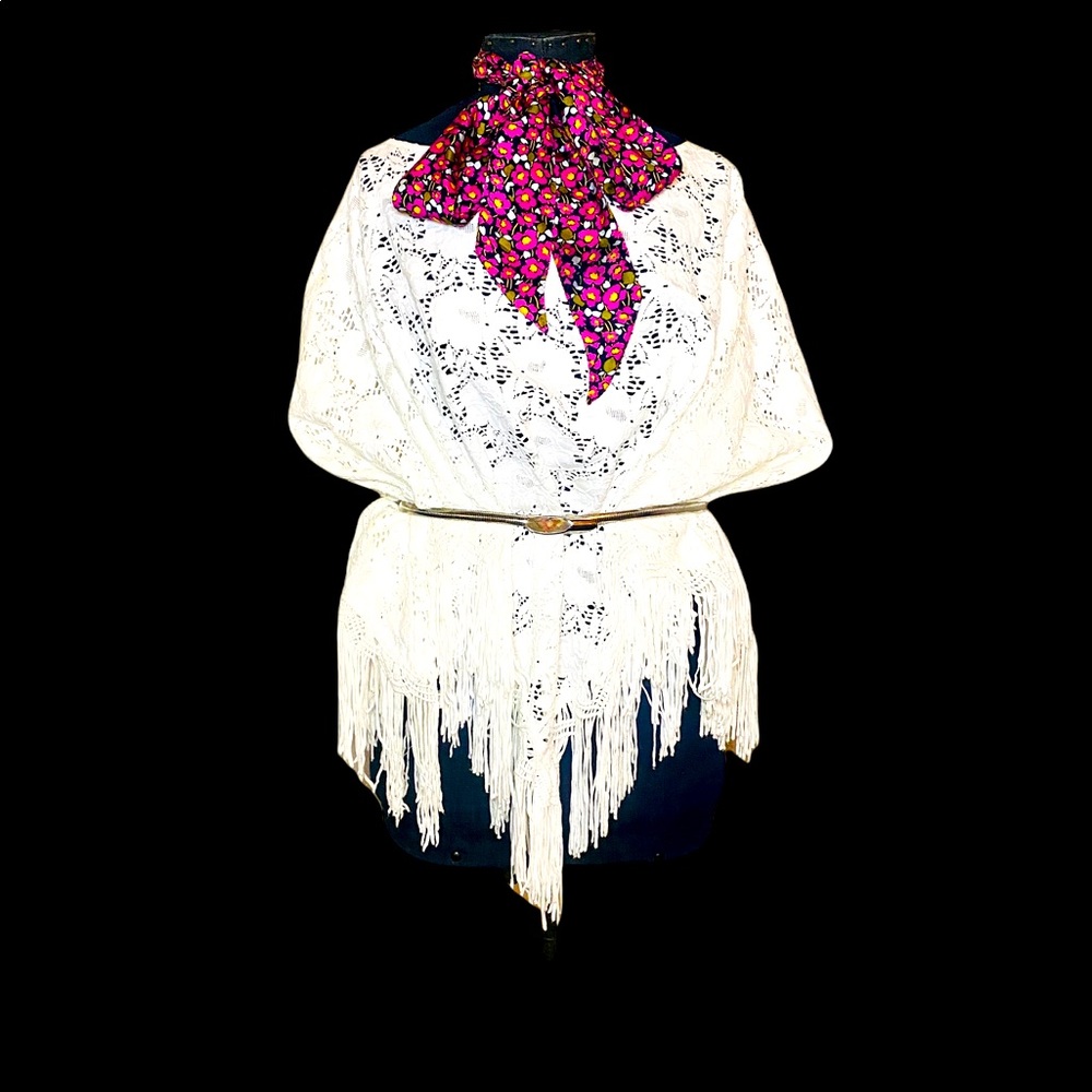 Chico’s Snow White Poncho, OS